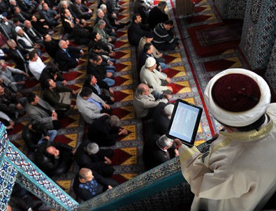 Cuma Hutbesi'nde konu yılbaşıydı