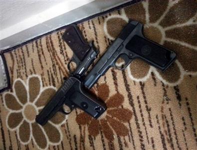 Kahvehane Değil Cephanelik