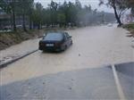 DAVUTLAR - Kuşadası’nda Yağmur Etkisini Sürdürüyor