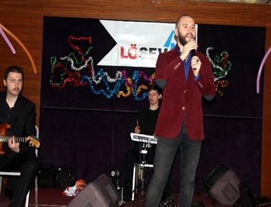 Lösemili Çocuklar Erken Yılbaşı Partisiyle Doyasıya Eğlendi