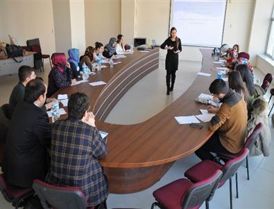 'Mesleki Rol Gelişimi” Eğitimine Katılan Sağlıkçılar Sertifikalarını Aldı