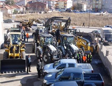 Pınarbaşı Belediyesi Araç Filosunu Genişletti