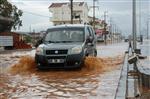 Didim’de Sağanak Yağış Hayatı Olumsuz Etkiledi