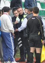 ORTAKENT - Maçı Sahadan İzlemek İsteyen Nejat İşler’e Polis Engeli