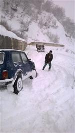 Kosova’da Kar Yağışı Nedeniyle 24 Saatte 75 Trafik Kazası Oldu