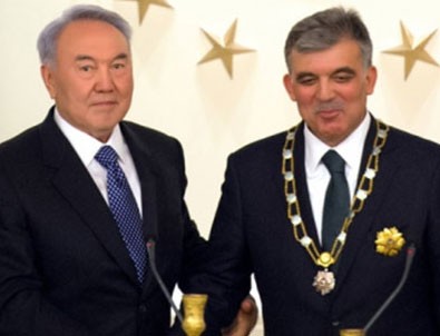 Gökçek ve Gül'e şeref madalyası