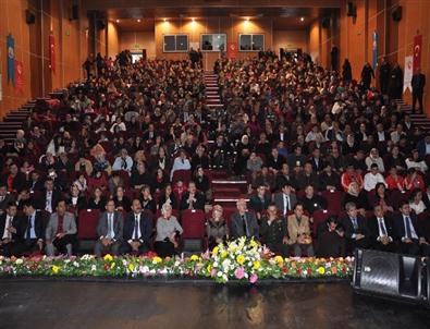 Sivas’ta Engelli Öğrencilerden Mehteran Gösterisi