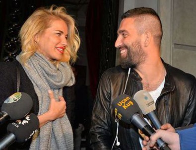 Arda Turan'dan Burcu Esmersoy'a 150 bin