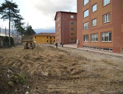 Erbaa Sağlık Yüksekokulu'nda Peyzaj Çalışması