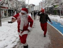 YILBAŞI KUTLAMASI - Yeniçeri Noel Baba'ya karşı!