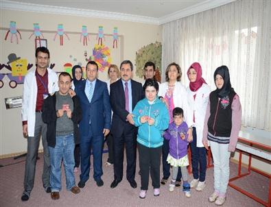 Başkan Süleyman Eser Engellileri Unutmadı