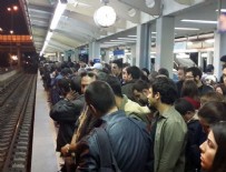 SİSTEM ARIZASI - İzmirli vatandaşların metro çilesi