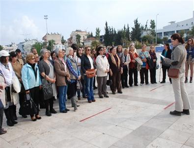 Didim'de Chp'li Kadınlar Seçme ve Seçilme Hakkını Kutladı