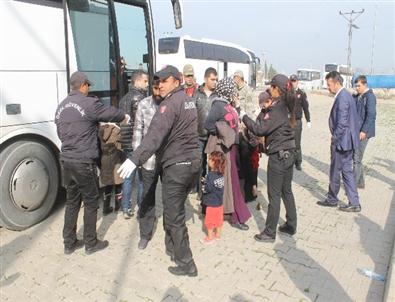 İstanbul'daki Suriyeliler İslahiye'ye Getirildi