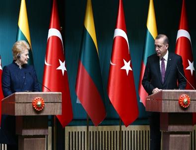 Erdoğan, Bir Gazetecinin, 'İşid'le Mücadele' Konusundaki Sorusunu, 'İşid Değil, Deaş' Diyerek Düzeltti