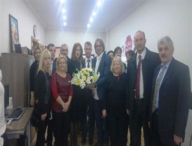 Kent Konsey’inden Kadın Meclisi’ne Kutlama Ziyareti