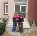 UZMAN JANDARMA - Uzman Çavuş Kurtardığı İsveçli Kadını Ziyaret Etti