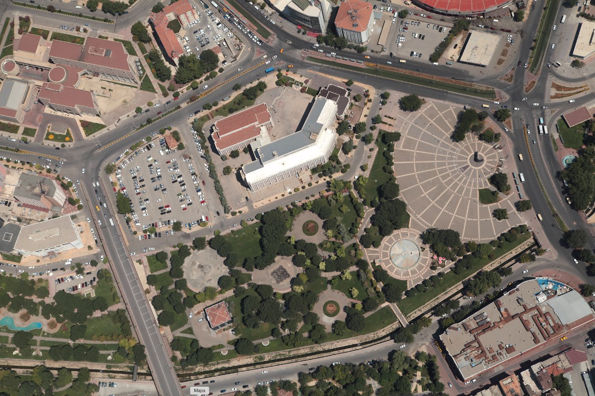 Gaziantep'te AVM binası yıkılırak parka dönüştürülecek