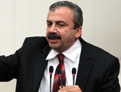 Başbakan Davutoğlu'na HDP'den yanıt