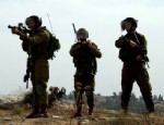 İsrail askerleri Gazze'ye ateş açtı