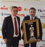 FATİH BELEDİYESİ - Etg'den Vali Tuna’ya 'Yılın En İyi Bürokratı” Ödülü