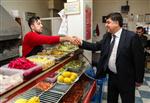 ÇETİN EMEÇ - Başkan Fadıloğlu Ekmeğini Vatandaşla Paylaştı