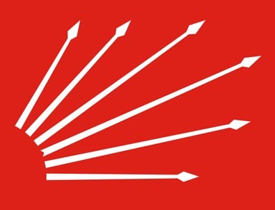 İzmir'de CHP'li 3 belediye başkanı partiden istifa etti