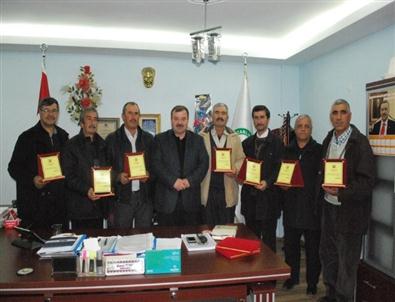 Başkan Torun’dan Meclis Üyelerine Plaket