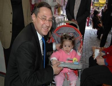 Bayraklı'nın 'Sarı' Sevgisi