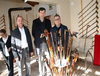 Dünyaca Ünlü Eğitmen Hakan Gürsu’dan Devrekli Bastonculara Ziyaret