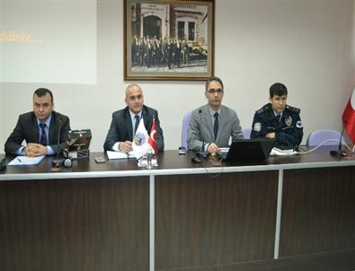 Kula İlçe Emniyet Müdürlüğü 2013'ü Değerlendirdi