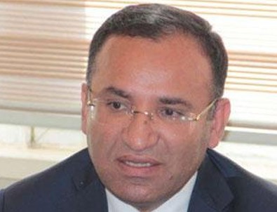 Bozdağ: İspat etmeyen namussuz ve şerefsizdir