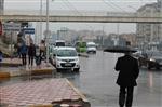 Diyarbakır'da Sağanak Yağmur Hayatı Olumsuz Etkiledi