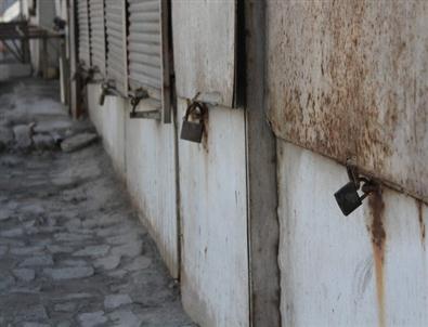Hakkari’de Kepenkler Açılmadı