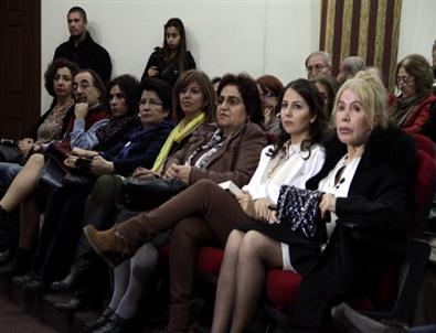 Yazarlar İzmir İçin Okudu