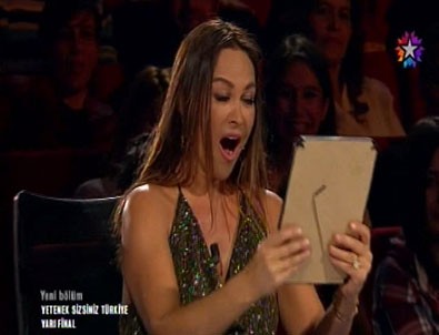 Yetenek Sizsiniz Türkiye - Hülya Avşar'a büyük sürpriz