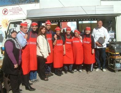 Burhaniye De Zihinsel Engelliler Servis Yaptı