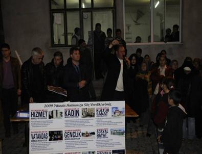 Bayındır Köylüsü Başkan Kertiş'i Bağrına Bastı