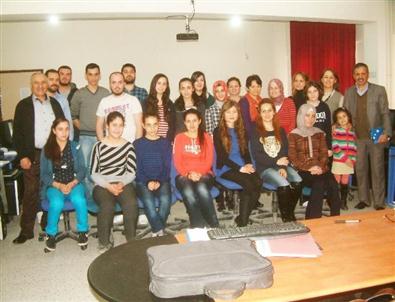 Burhaniye’de F Klavye Kurslarına Yoğun İlgi