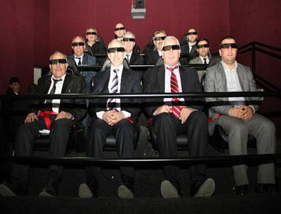 Kağıthaneliler 6d Sinema İle İlçeyi Geziyor