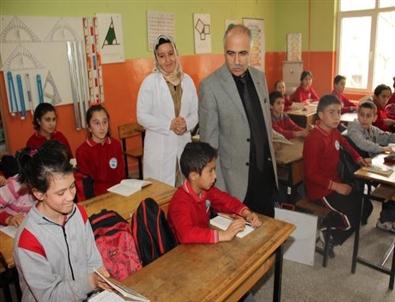 Vali Karahan Okulları Denetledi