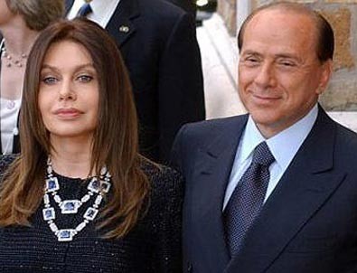 Silvio Berlusconi resmen boşandı