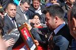 İsparta Şehidine Ağladı