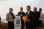 EMIRGAN - Özhaseki, Kaskisporlu Kadın Basketbolcularla Bir Araya Geldi