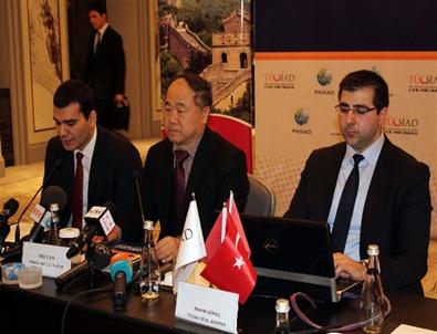 Nobel Ödüllü Yazar Mo Yan Gazetecilerle Bir Araya Geldi