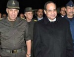 BAKANLAR KURULU TOPLANTISI - Mısır'da hükümet istifa etti