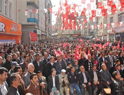 Saadet Partisi Adayı Atılgan Yılmaz Seçim Bürosunu Açtı