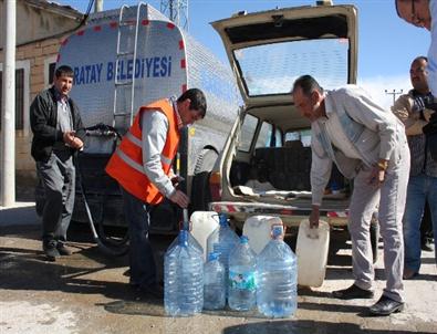 Karatay'ın Köylerine Tanker İle Tatlı Su Taşınıyor