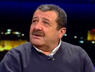 Burada Laf Çok - Tarık Papuçcuoğlu: Bizim eve giren ustayı döverim