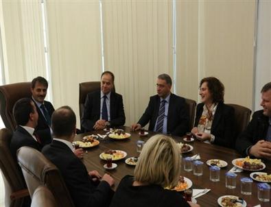 Serdivan ve Breza Kardeş Belediye Oldular